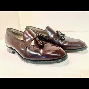 MEN’S JOHNSTON and MURPHY CLASSIC TASSEL SHOES.
